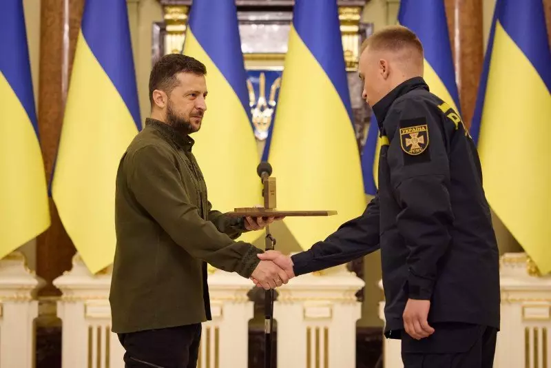 PdSJ58YQLC4zleopuFKRXedRVSI3SztMTOrrHyYZ.jpg