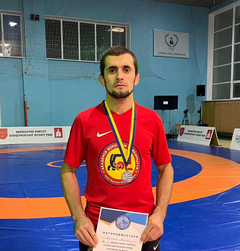 Прикордонник став «срібним» призером кубка України з вільної боротьби