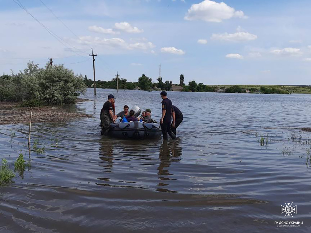 На Миколаївщині тривають евакуаційні заходи із затоплених населених пунктів