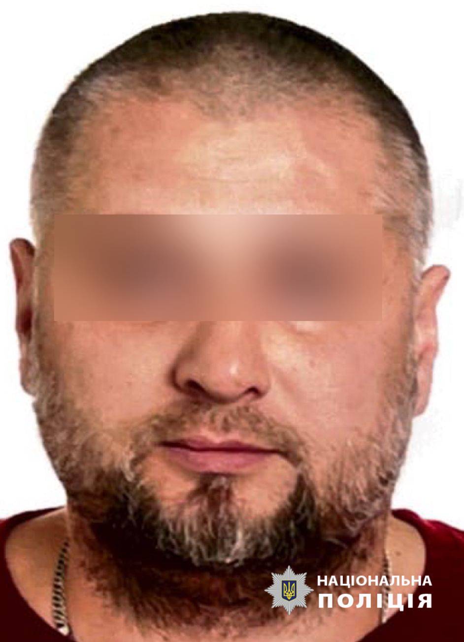 Обійняв посаду командира в незаконному правоохоронному органі та відбирав  майно цивільних: викрито колаборанта xtidzidzeiqzdzrz
