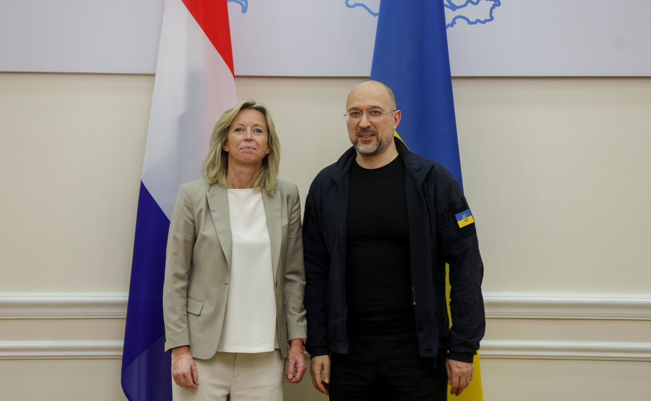 Денис Шмигаль та Міністерка оборони Нідерландів під час зустрічі