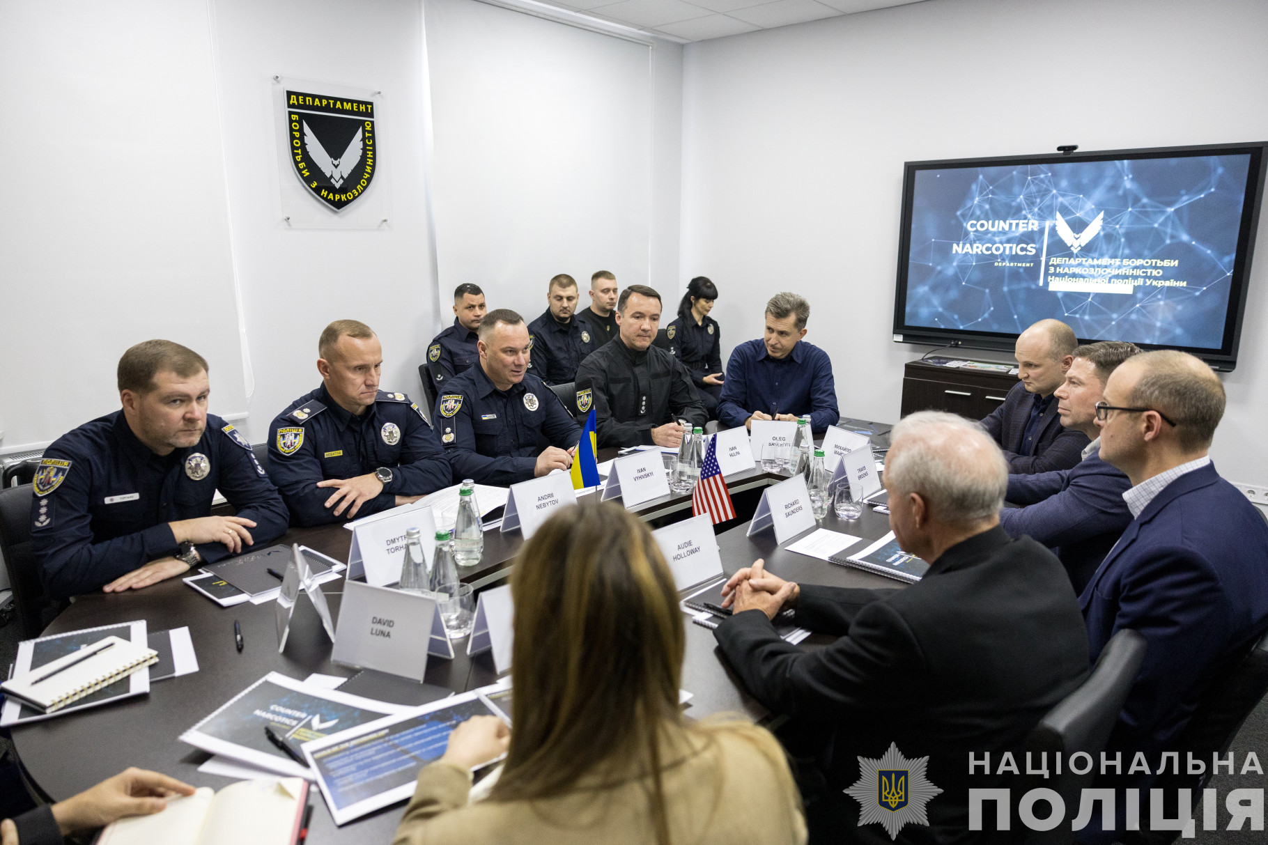 Співпраця у сфері боротьби з наркозлочиністю: Іван Вигівський зустрівся з делегаціями INL та DEA