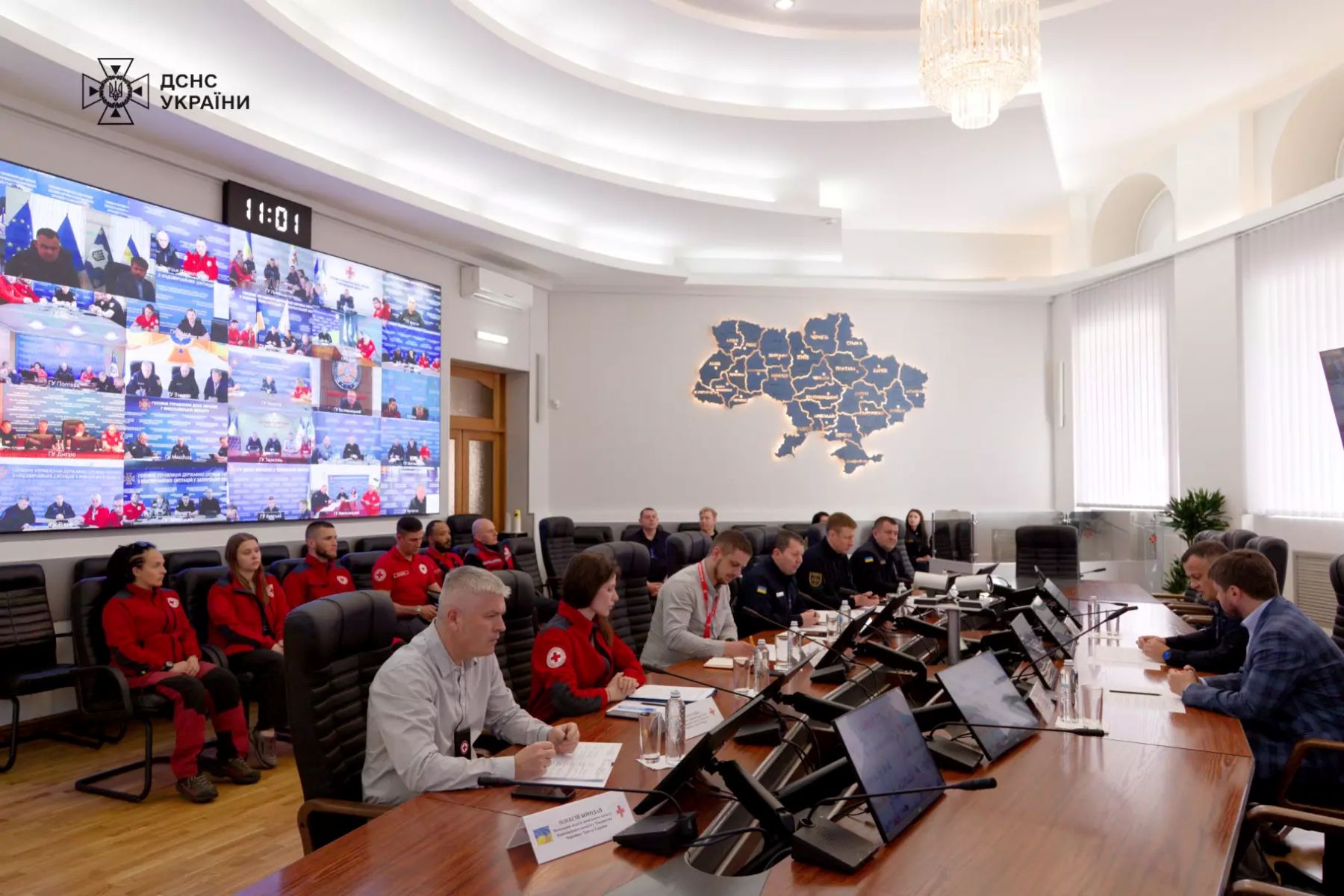 В ДСНС відбулася нарада з координації дій волонтерів-рятувальників